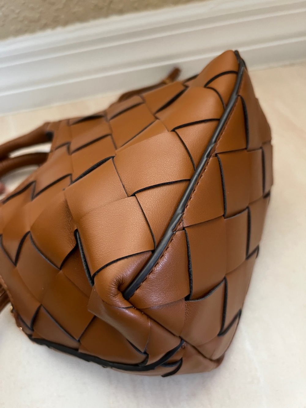Aldo Royffe small Bucket Bag - Picture 8 of 8